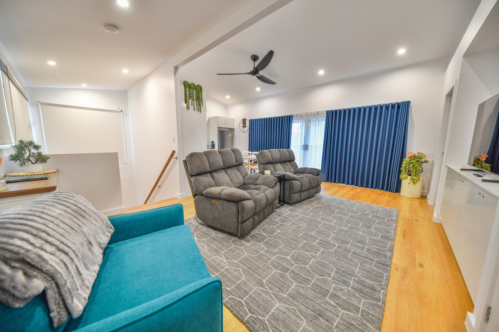 Light-filled executive living